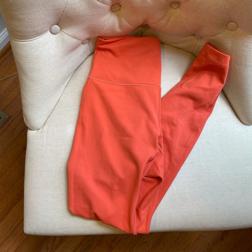 Lululemon Wunder Train high rise tight